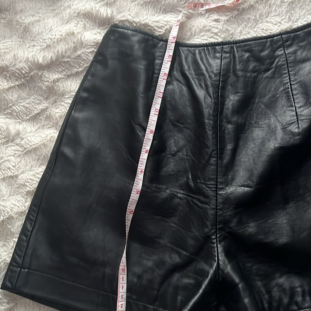 BB Dakota faux leather Shorts - Picture 7 of 7
